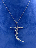 COLLANA CON CROCE ROSA